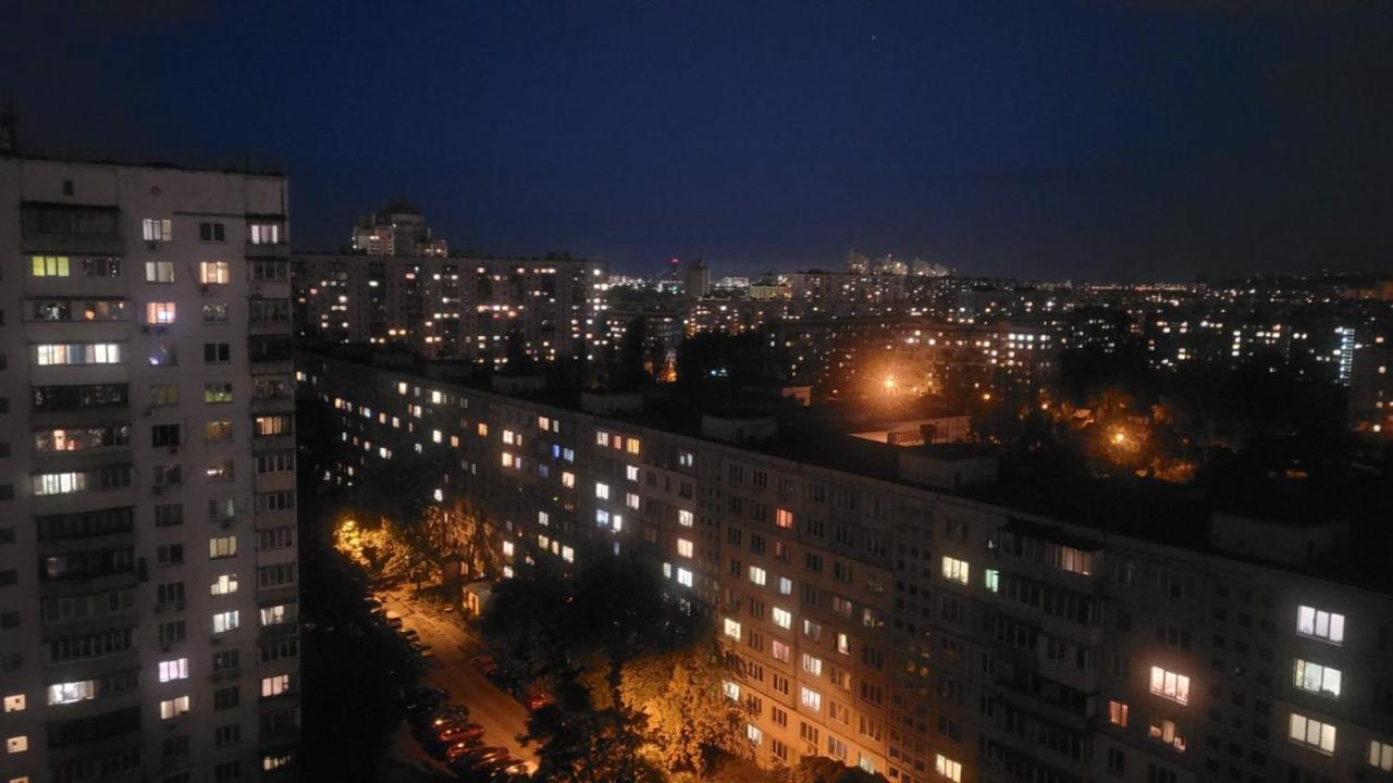 Чудова Квартира Для Відпочинку І Роботи На Оболоні Kiev Extérieur photo
